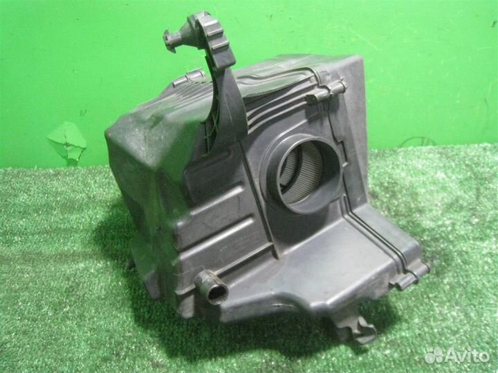 Корпус воздушного фильтра Ford Focus 2 (CB4) 2009