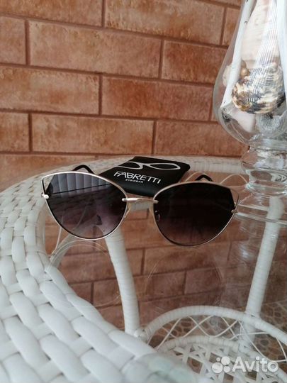 Солнцезащитные очки женские оригинал
