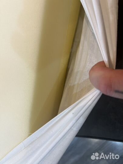 Клиновидная подушка, в отличном состянии