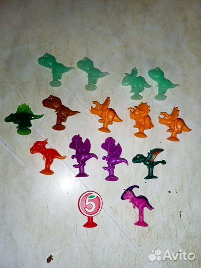 Завры,скрепыши,бравлы,вкладыши и Магниты-мячи