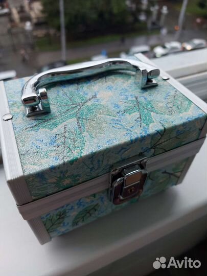 Шкатулка для украшений