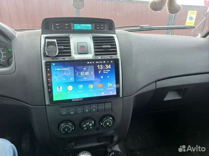 Магнитола UAZ Patriot 12-16 Teyes CC2L plus