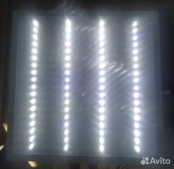 Светодиодный потолочный светильник