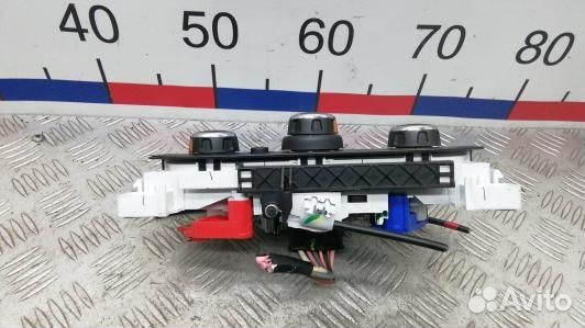 Блок управления печки и климат-контроля dacia dust