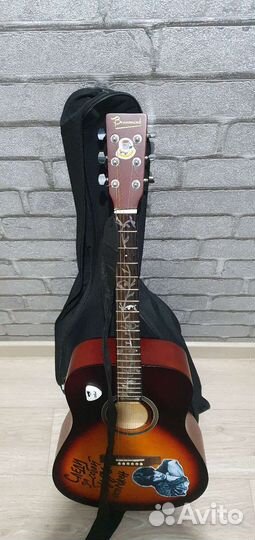 Акустическая гитара