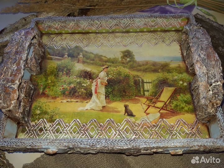 Поднос на ножках в наличии,выполняю и под заказ