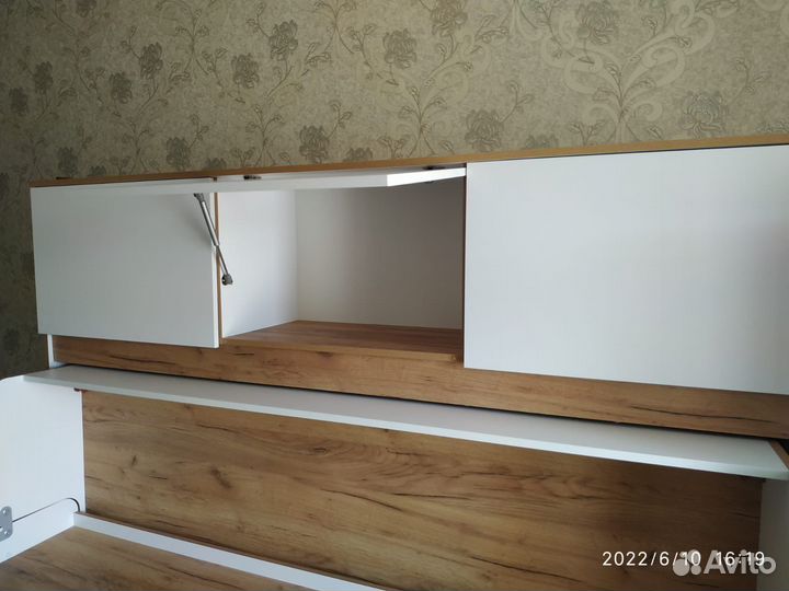 Кровать-трансформер, в идеальном состоянии