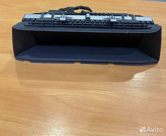 Дисплей информационный BMW 7-Series 2009