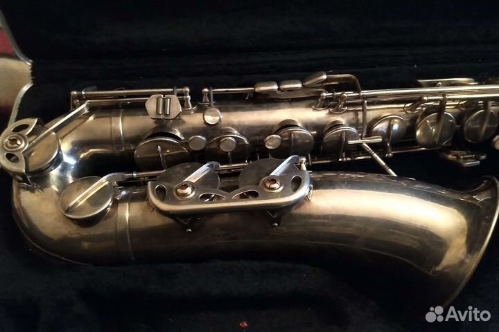 Саксофон тенор Amati Deluxe