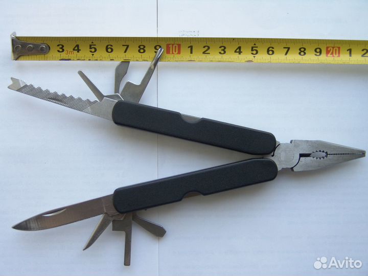 Мультититул