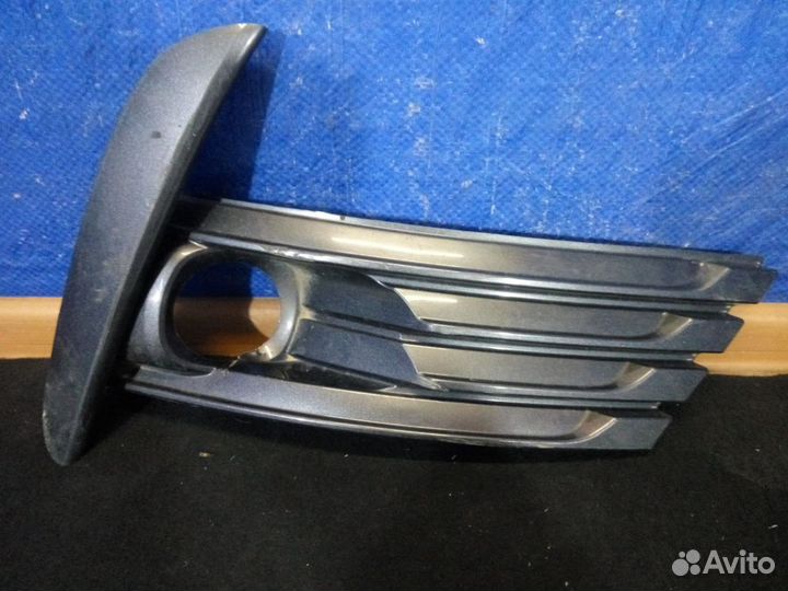 Окантовка птф правая Toyota Corolla 11 Е180 2013