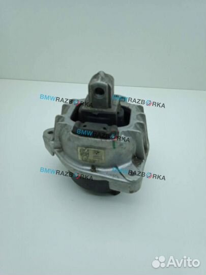 Подушка крепления двигателя правая BMW 5
