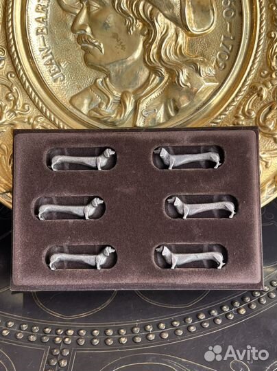 Порт -куто, подставки для приборов