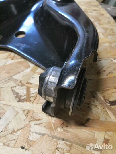 Рычаг передний б/у renault logan 2, ларгус