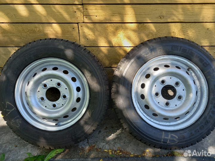 Колеса зимние шипованные mb Sprinter 2 шт