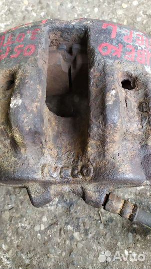 Суппорт передний левый Ивеко Дели 2005г