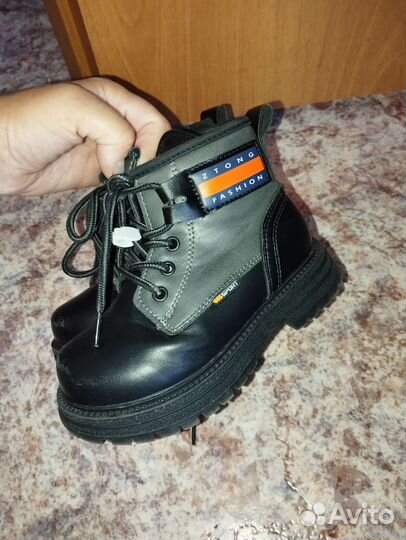 Ботинки демисезонные для мальчика 26