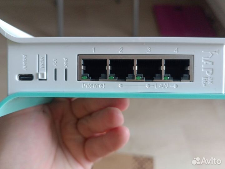 Маршрутизатор mikrotik hap ax lite