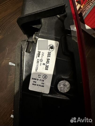 Задние фонари в крышку багажника skoda kodiaq