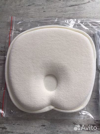 Подушка ортопедическая для новорожденных