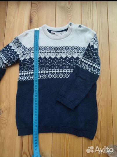 Свитер джемпер