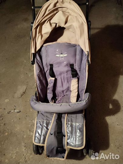 Прогулочная коляска