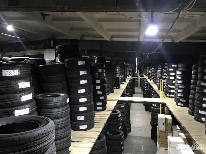 Continental UltraContact 195/50 R15 82H