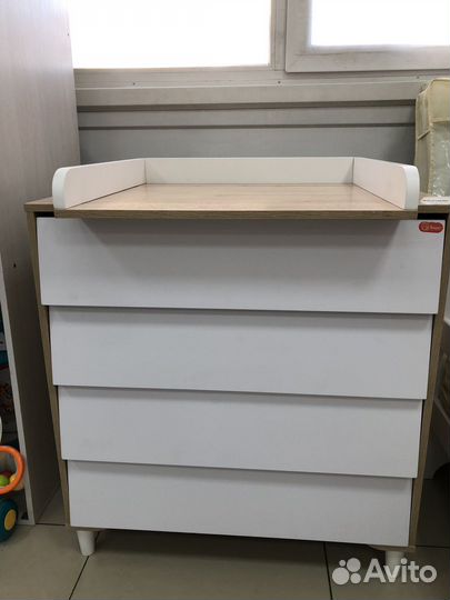 Комод с пеленальным столиком новый