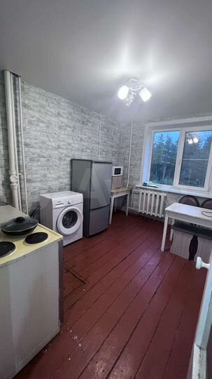 2-к. квартира, 50 м², 3/5 эт.