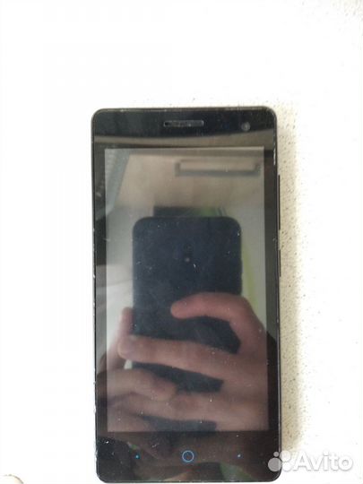 Смартфон ZTE Blade GF3