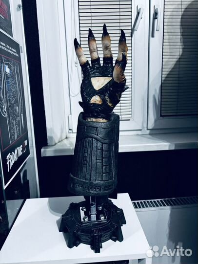 Predator рука с лезвием формат 1/1