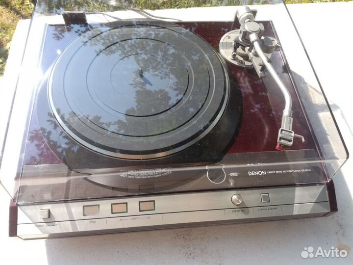 Проигрыватель винила Denon dp-70m