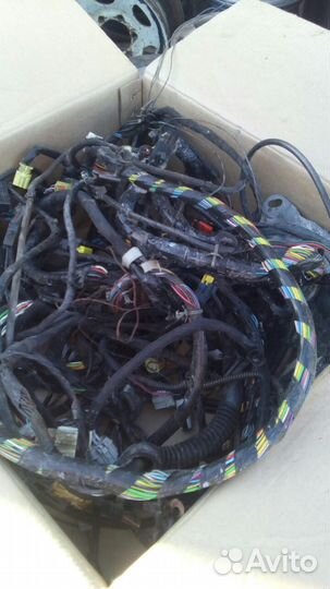 Тойота Аурис 08г 1,4л МКПП проводка коса бу
