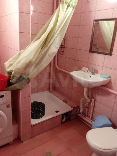 Комната 15 м² в 1-к., 1/3 эт.