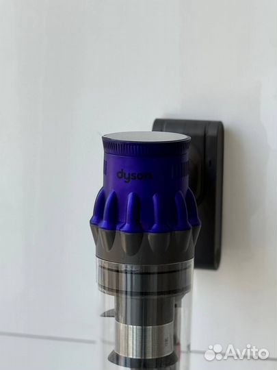 Беспроводной пылесос Dyson