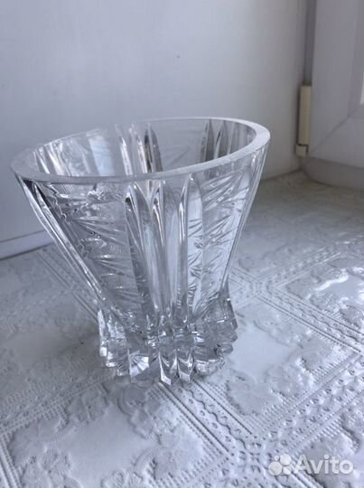 Ваза для цветов хрустальная
