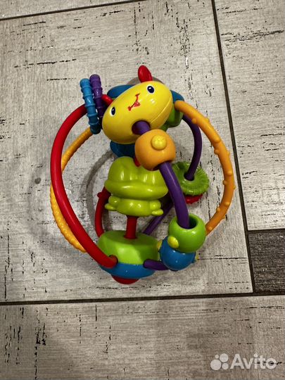 Развивающие игрушки для малышей