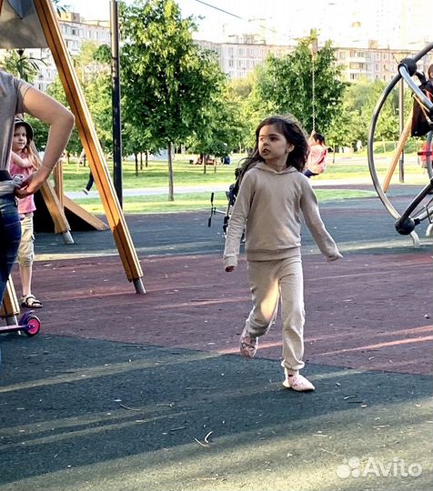 Худи, свитшоты, уютные костюмы