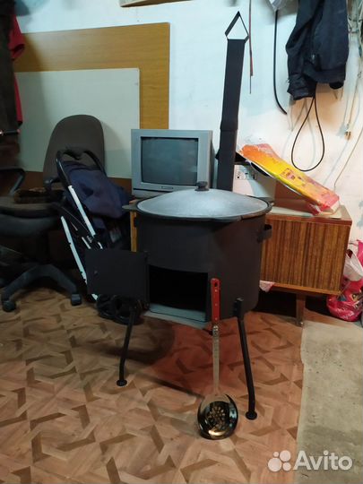 Казан чугунный 16 литров с печкой