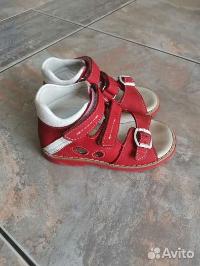 Сандалии Panda