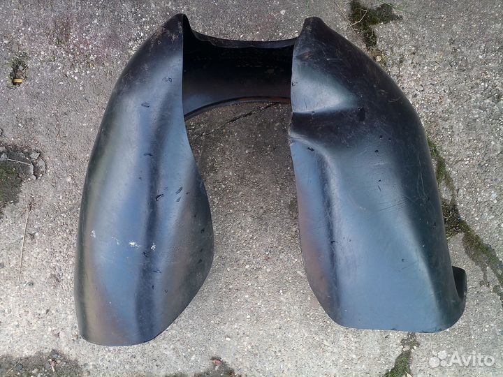 Подкрылок передний для Москвич 2141