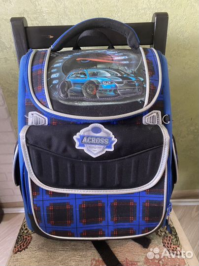 Продам школьный рюкзак Across