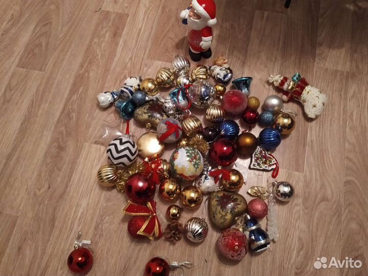 Елочные игрушки