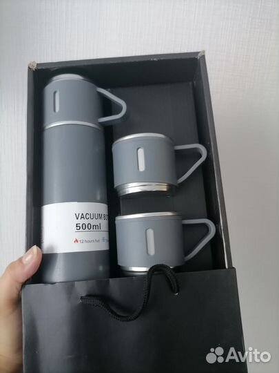 Термос с чашками набор (новый) мятая коробка