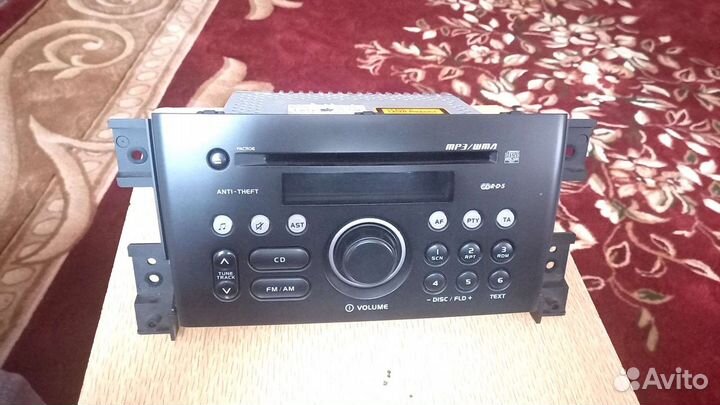 Штатная магнитола на Suzuki Grand