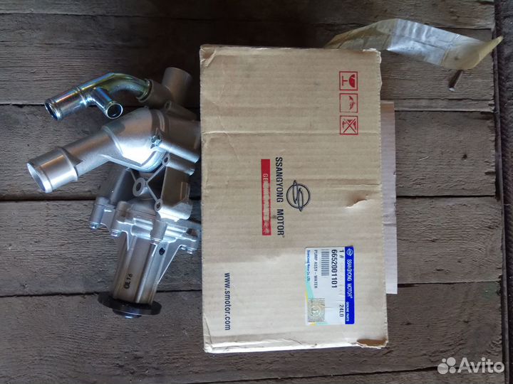 Насос системы охлаждения SsangYong