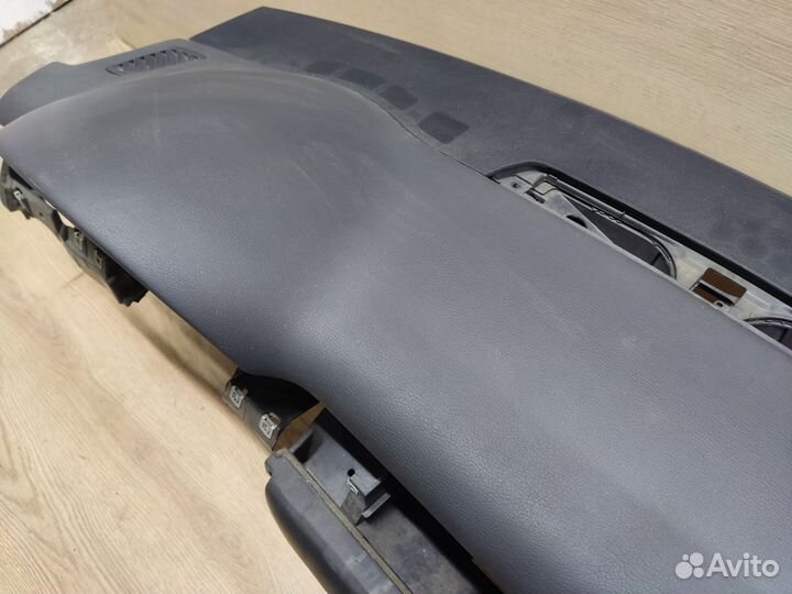 Передняя консоль, Audi A8 D3