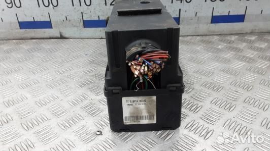 Блок предохранителей land rover discovery 3 (DML04