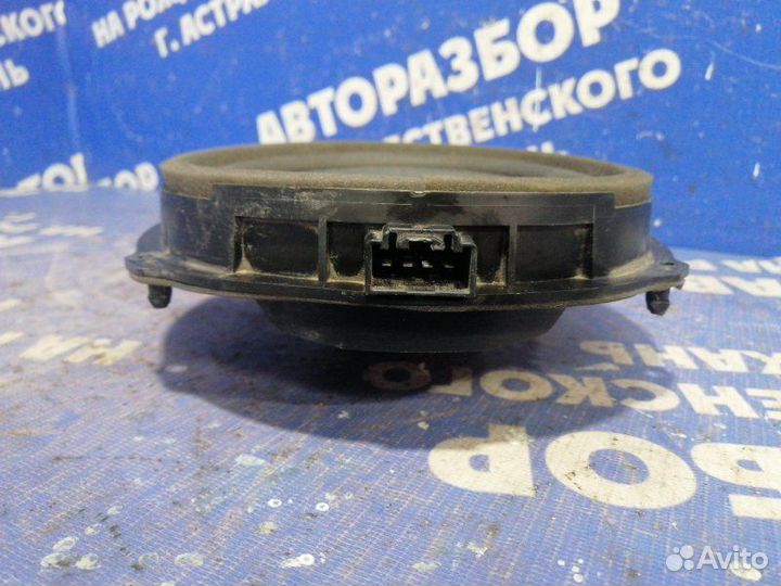 Динамик Ford Focus 3 седан 2012