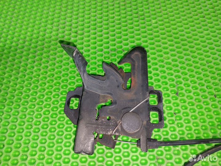 Замок капота Cadillac Escalade GMT800